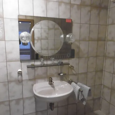 Metzgerei Zur Linde Hotel 3*